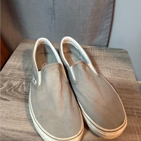 Classic Gray Slip-On Women’s Shoe - Picture 1 of 2